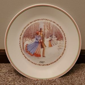 Corelle 1987 Christmas Plate